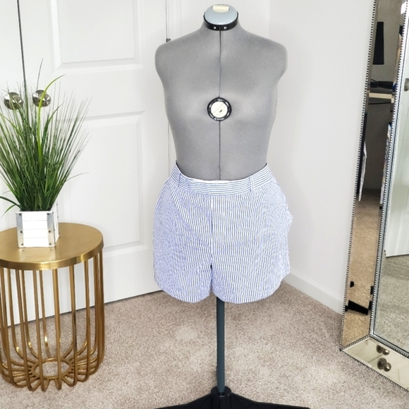 Ralph Lauren Blue and White Striped Women's Shorts - Picture 1 of 8